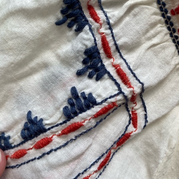 Lucky Brand tee with embroidery - Picture 3 of 5